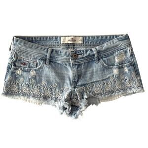 Hollister denim micro mini embroidered shorts blue size 7 lightwash festival